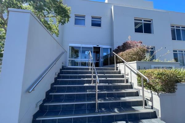 This top floor office space is situated in the innovative Stellenbosch business park ...