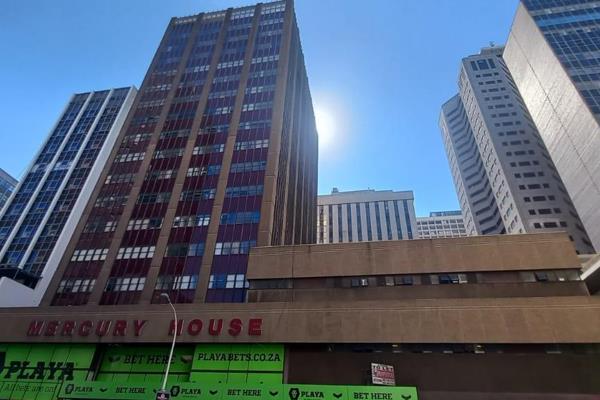 Trafalgar is proud to present this lovely and conveniently located shop available for lease in the heart of Durban CBD. Situated at ...