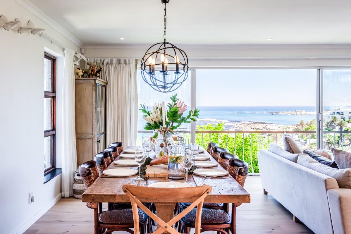 Photo of 5 Bedroom House to rent in Camps Bay