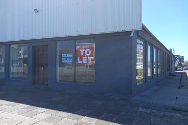 Warehousing Space Available To Let in North End

Total Space: &#177;2978m&#178;

Flexible Configurations:

- Option 1: ...