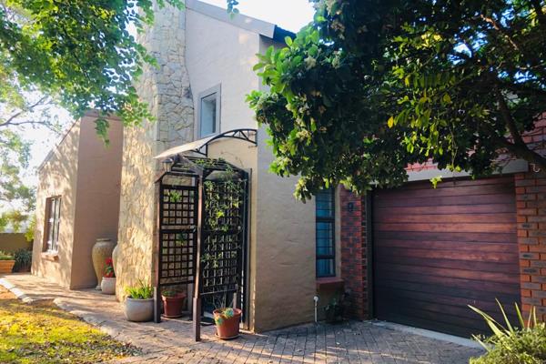 Rustenburg - Casa Valde Retirement Estate 

Modern, Architectural 2 Bedroom, 1 Bathroom House for sale!

- An oasis of tranquillity and ...