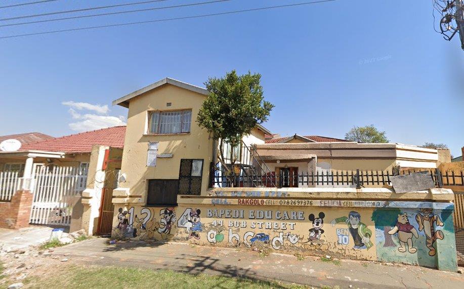 3 Bedroom House for sale in Regents Park P24113886115