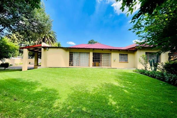 Well maintained four bedroom family home | large 2 314m2 stand | double garage and ...