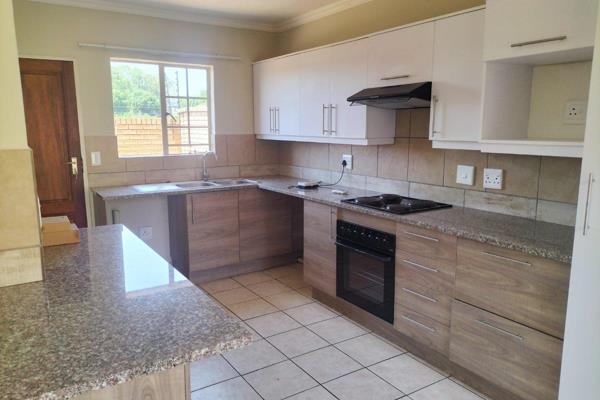 3 Bedroom Townhouse to rent in Raslouw AH 61 Jewel Beetle Street