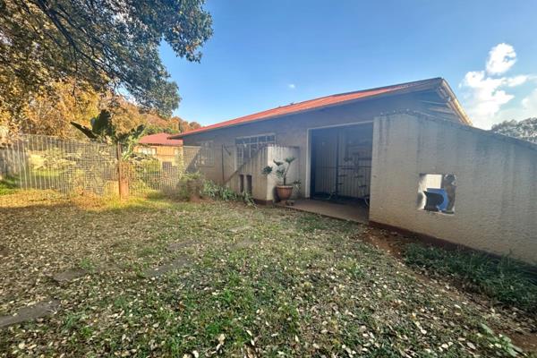 Spacious 3 bedroom house up for Sale in Vanderbijlpark CW5. This property offers large living spaces with an easy open plan flow. At ...