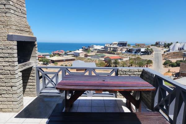 Stunning Property for sale in Strandfontein LouisRood:  
5-Unit Guest House for Sale. 
Investers dream. 
Rental in place. 

Experience ...