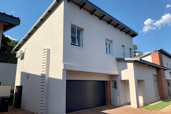 This prime duplex located in the sought-after suburb of Baileys Muckleneuk in close proximity to Gautrain Hatfield station, University ...