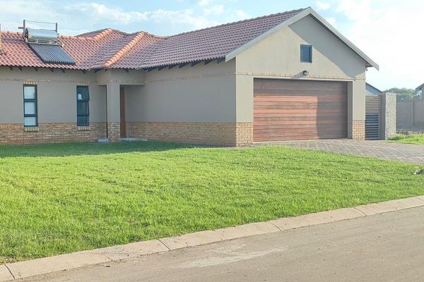 Hex River Lifestyle  Estate.Affordible housing within reach!
Touch of class!
The perfect location in one of Rustenburg&#39;s ...