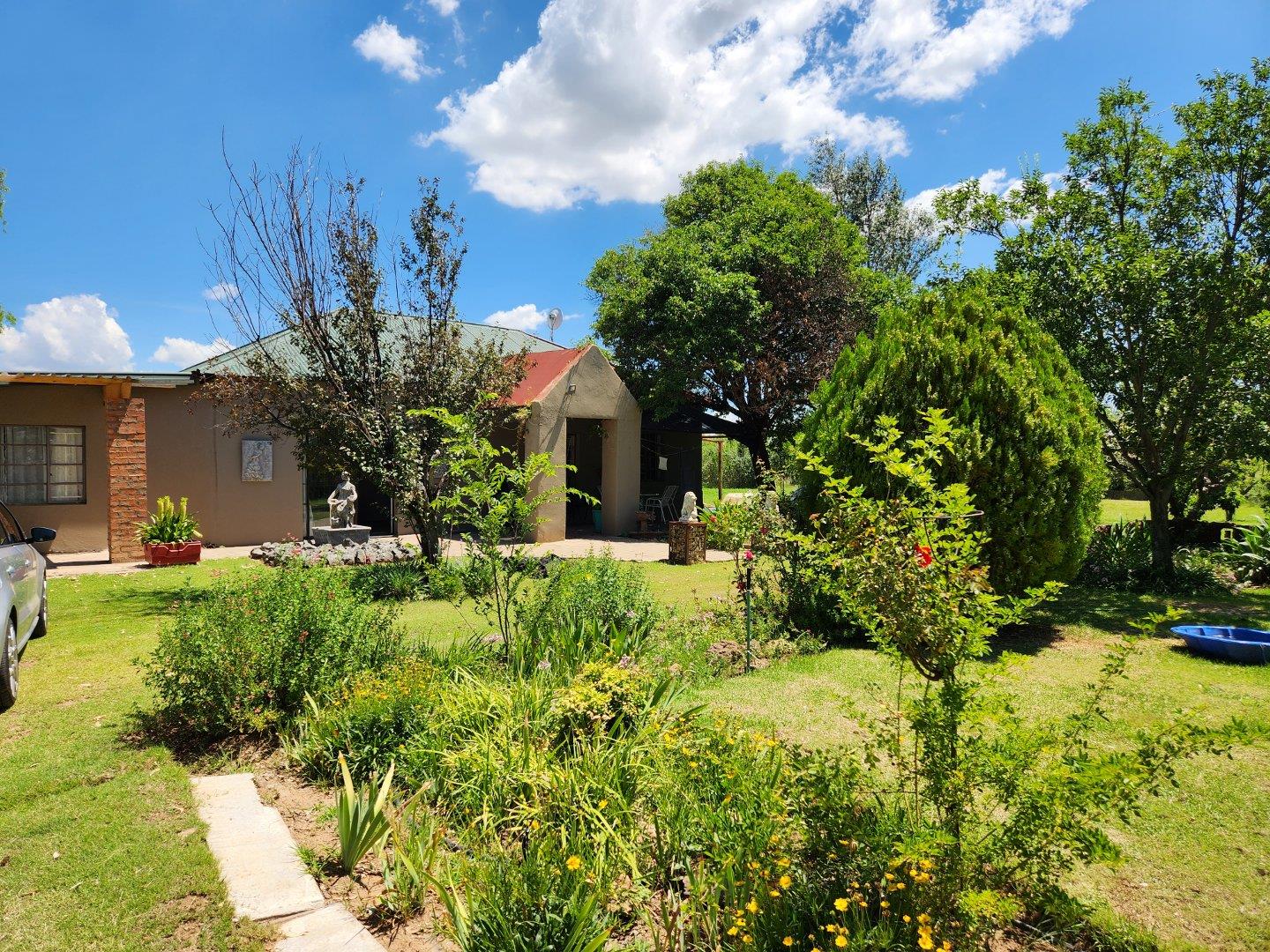 Farm for sale in Lakeview P24113905556