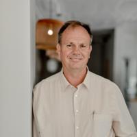 Agent profile for Johan Bruwer