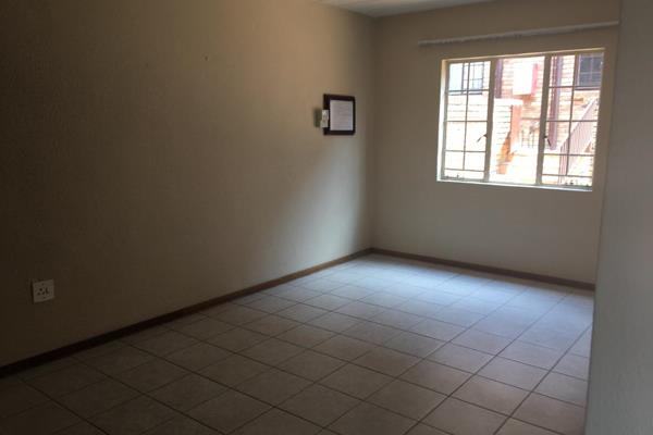 This Lovely Spacious Duplex 3 Bedroom Townhouse offer: Available mid October 2024

REGRET &quot;NO&quot; PETS - 3 Bedrooms, 2 ...