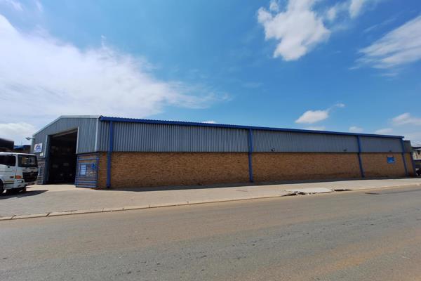 There are multiple large roller shutter doors, leading into the warehouse insuring easy access The warehouse is a stand alone facility ...