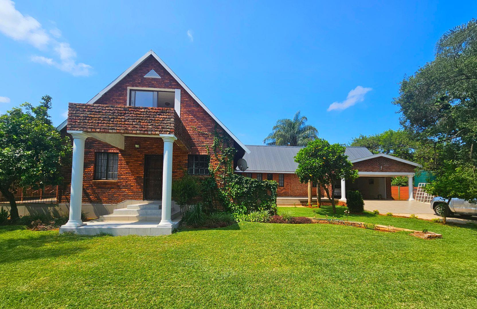 5 Bedroom House for sale in Louis Trichardt - P24-113917511