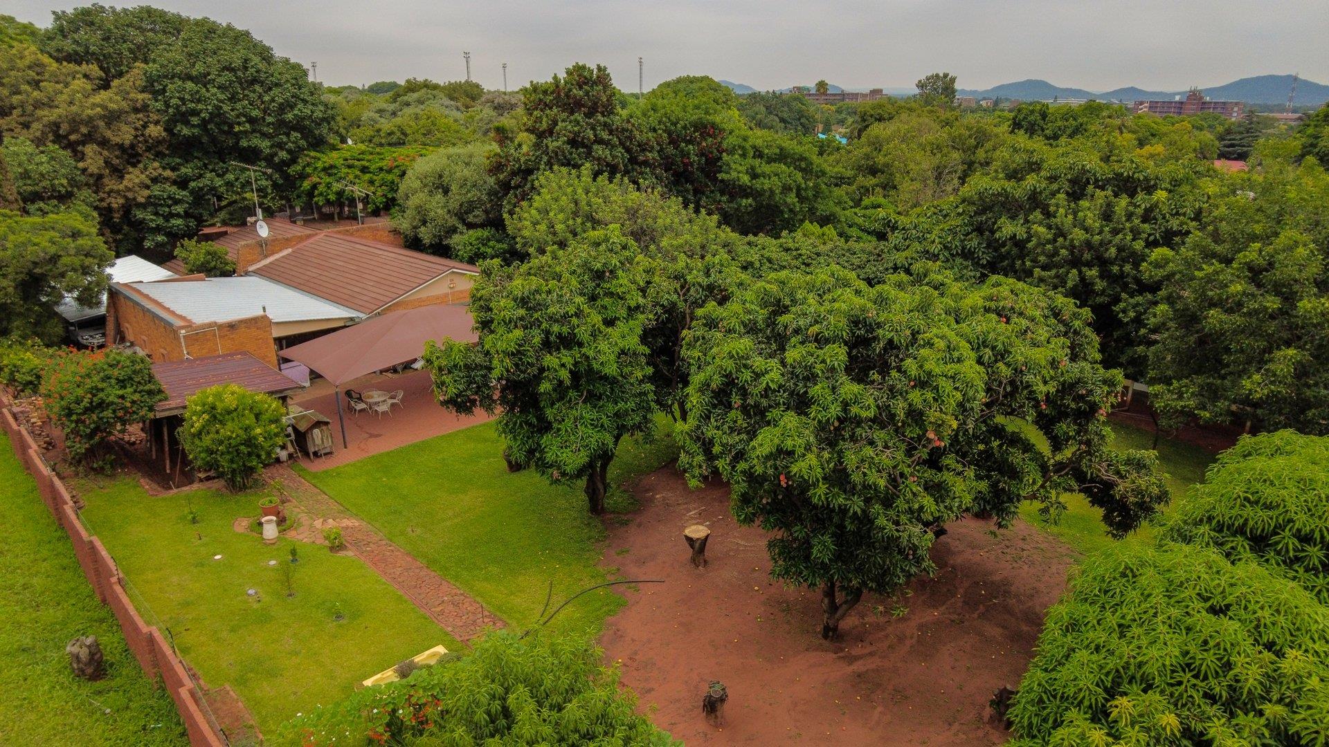 4 Bedroom House for sale in Pretoria North P24113886476