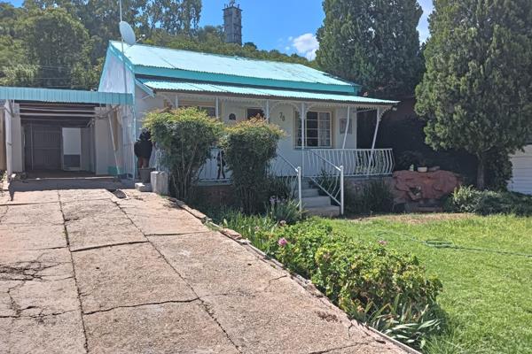 Very neat 2 bedroom house in Oudorp
bathroom
Carport
garden
Built in braai
Totally fenced 