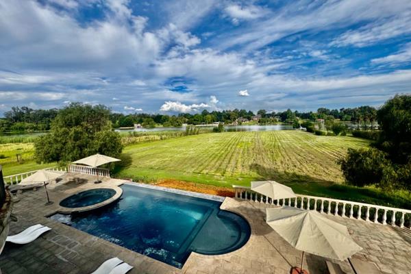 Welcome to our exclusive riverside listing, where luxury living meets the tranquility of nature. Nestled along the scenic Vaal ...