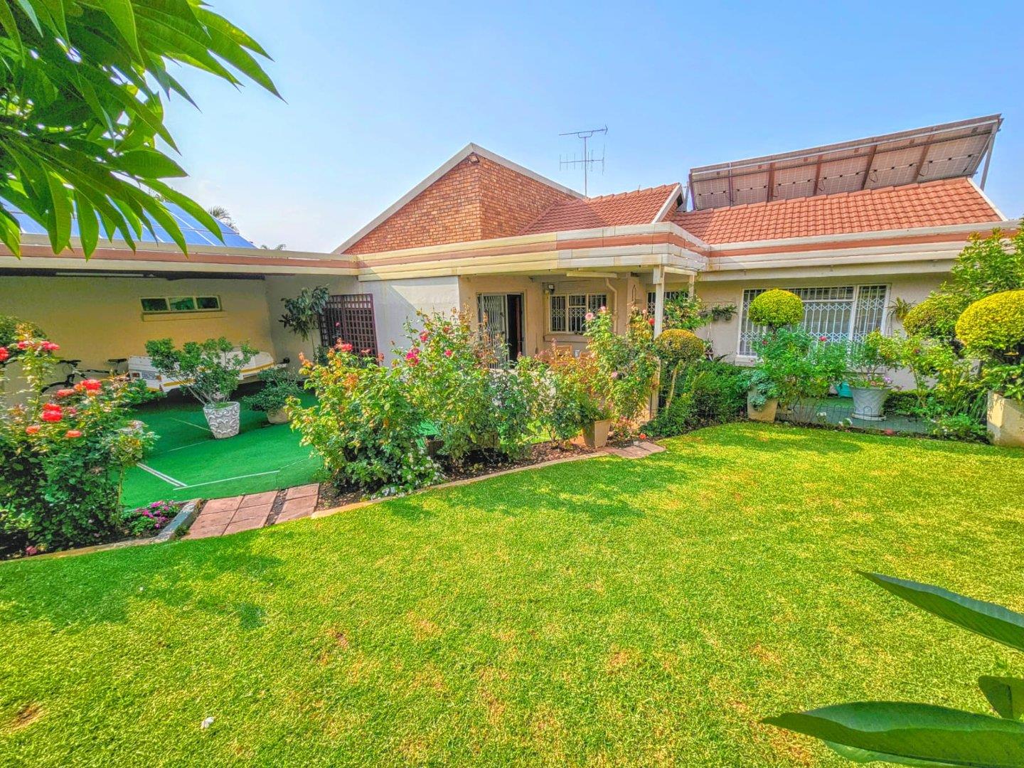 3 Bedroom House for sale in Montana Park P24113923788