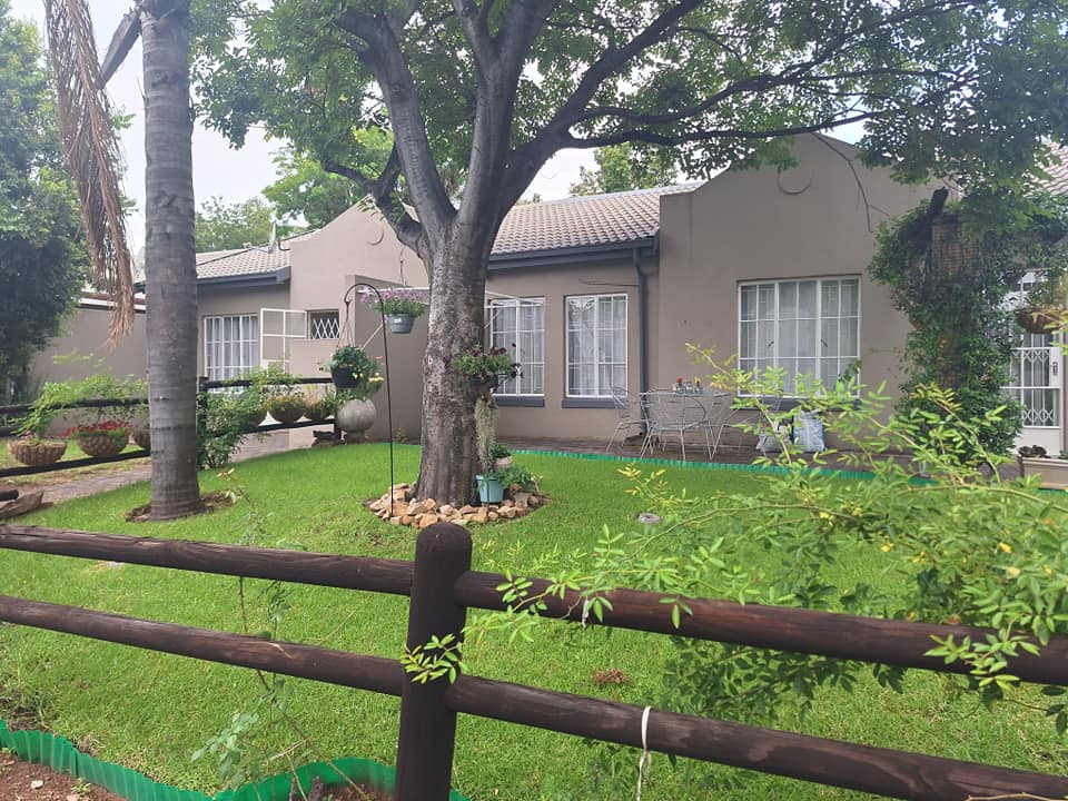 2 Bedroom Townhouse for sale in Lynnwood Glen P24113923927