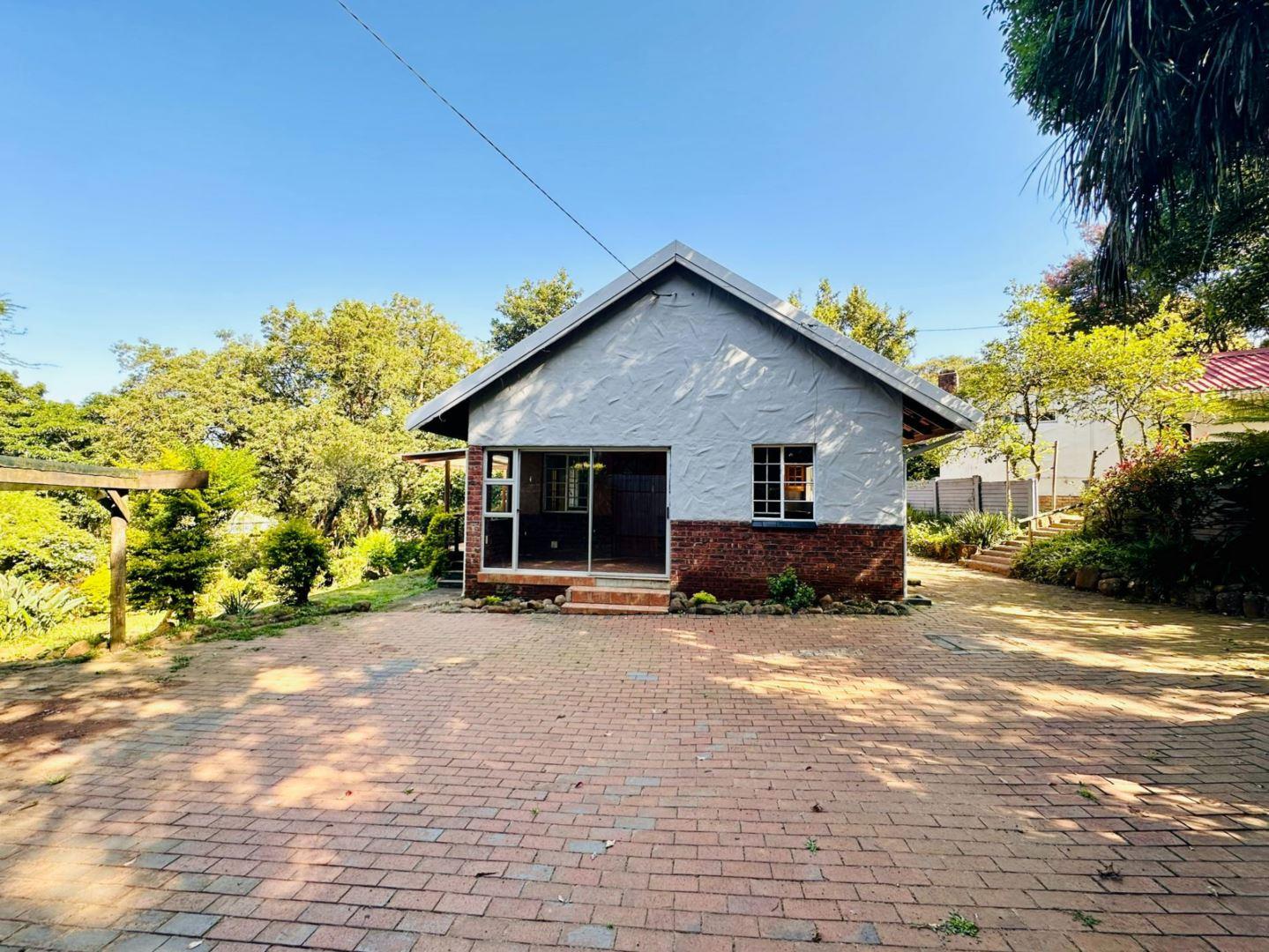 2 Bedroom House for sale in Blackridge P24113926350