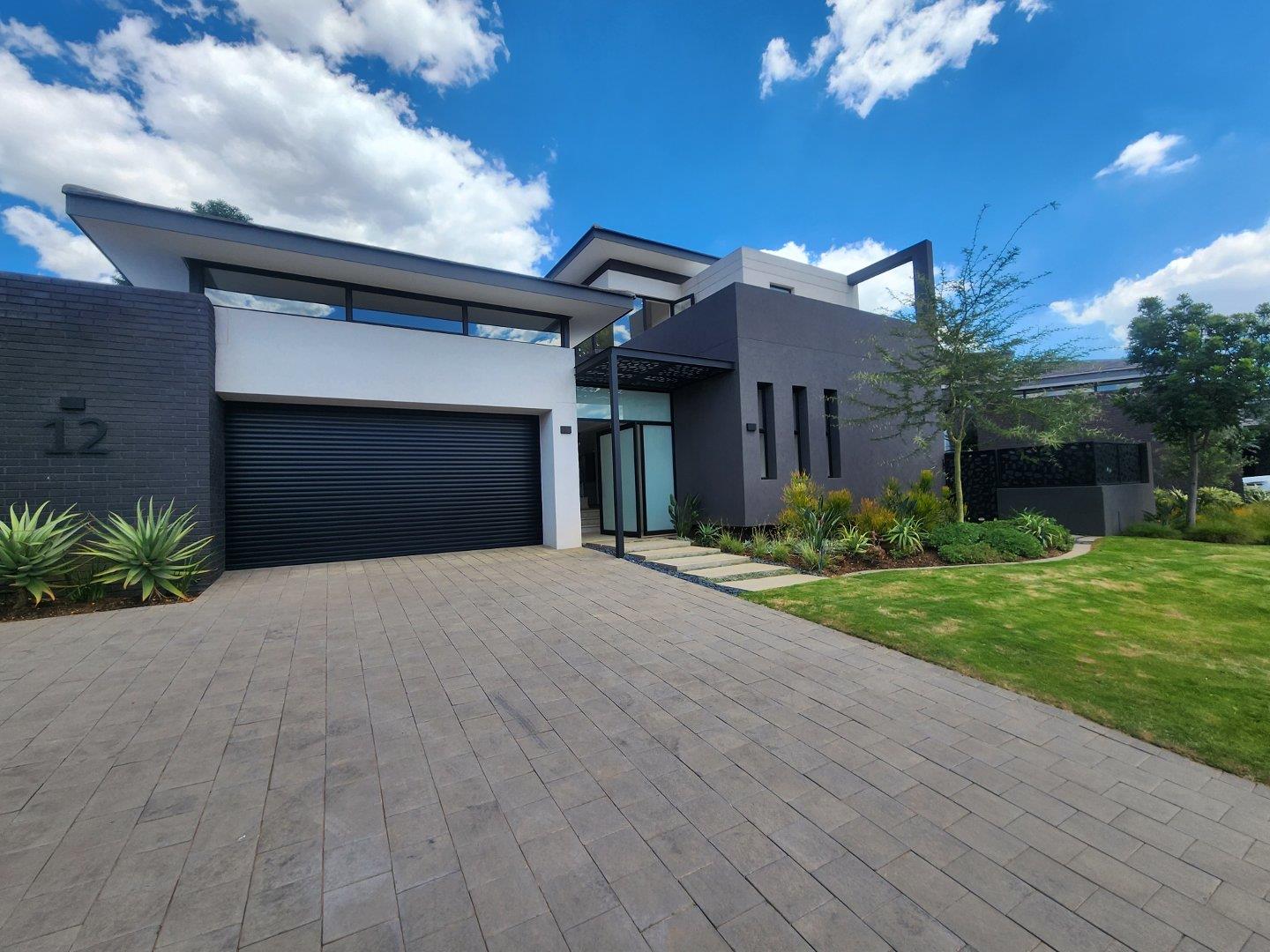 4 Bedroom House to rent in Bedfordview P24113927517