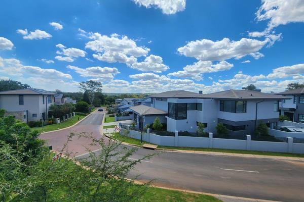 Stunning ultra modern home situated in the sought after Neighbourhood Estates.
Offering 4 spacious bedrooms, all en-suite bathrooms ...