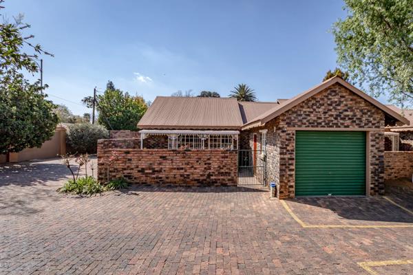 This unit is situated in a safe and secure complex in Krugersdorp North and consists of the following features: 

* Two fully carpeted ...