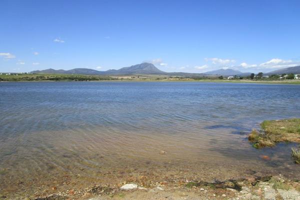 Exclusive instruction.
On Offer in Fisherhaven, Hermanus.
Is this 1338 sq metre north ...