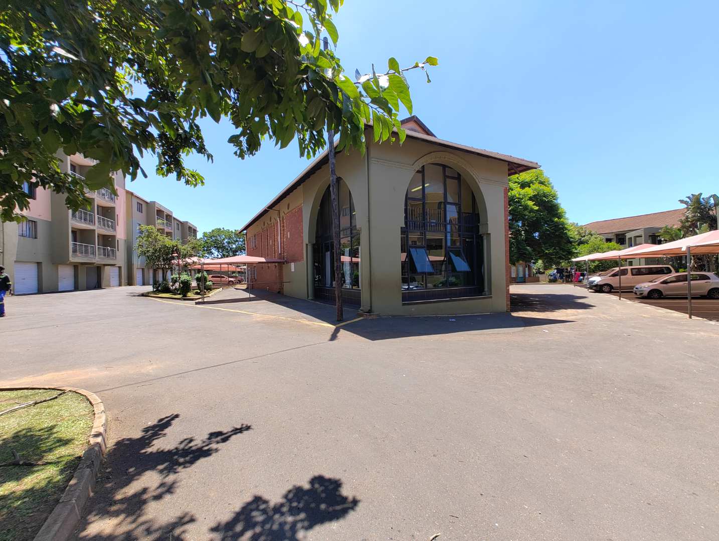 Commercial property for sale in Montclair P24113946881