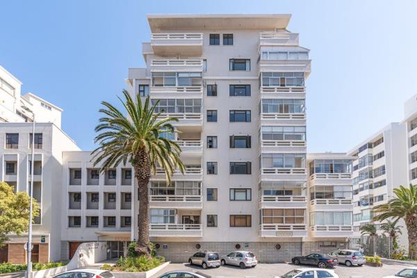 GORGEOUS OCEAN VIEWS

Stunning three bedroom elegantly furnished apartment well situated on the Sea Point beachfront with gorgeous sea ...