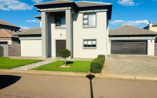 4 Bedroom House for sale in Silver Stone Country Estate