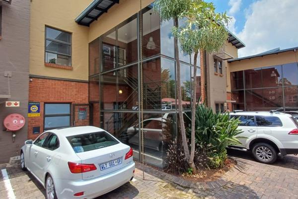 A commercial space measuring 116 square meters is available for sale in Randpark Ridge ...
