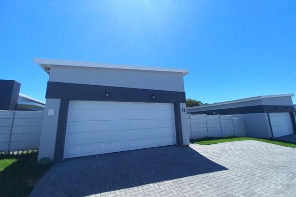 This stunning newly built townhouse, situated in Lions Estate in Lorraine, offers 3 ...