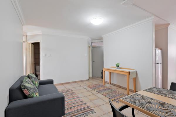 Reitz Edge is a well-established student accommodation building in Sunnyside East. 
The building is situated +- 2.5km from the ...