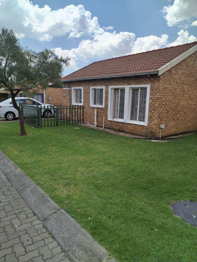 Rhodesfield Property : Property and houses for sale in Rhodesfield ...