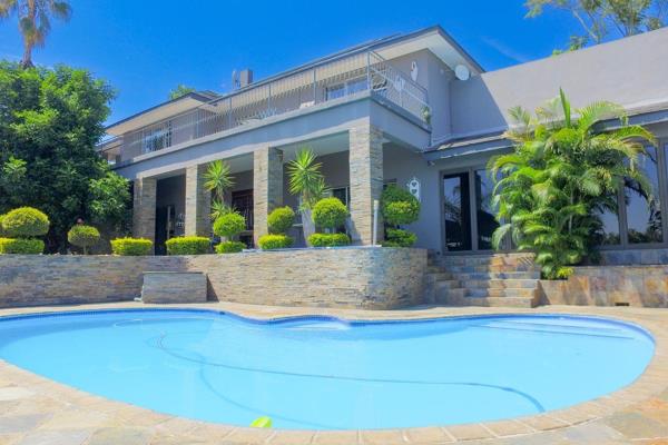 Welcome to this stunning modern masterpiece in Safari Gardens, boasting a massive 2135m&#178; stand. This exquisite property offers ...