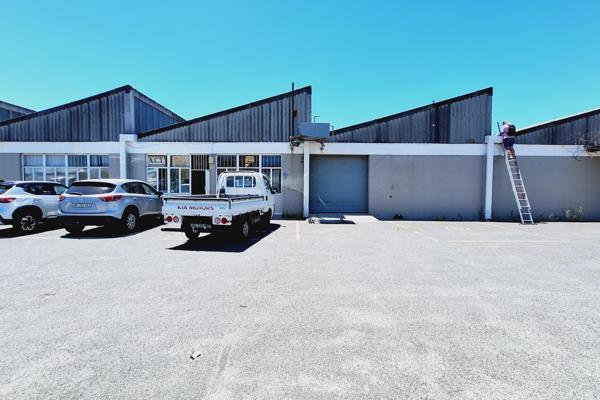 4 Maymoena Crescent is home to a versatile 2000m2 Industrial Warehouse to let in ...