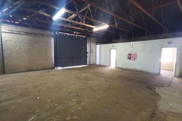 500m2 Open plan Warehouse To Let in Uraniaville, Klerksdorp 

Located in the industrial area of Uraniaville, Klerksdorp, this 500m2 ...