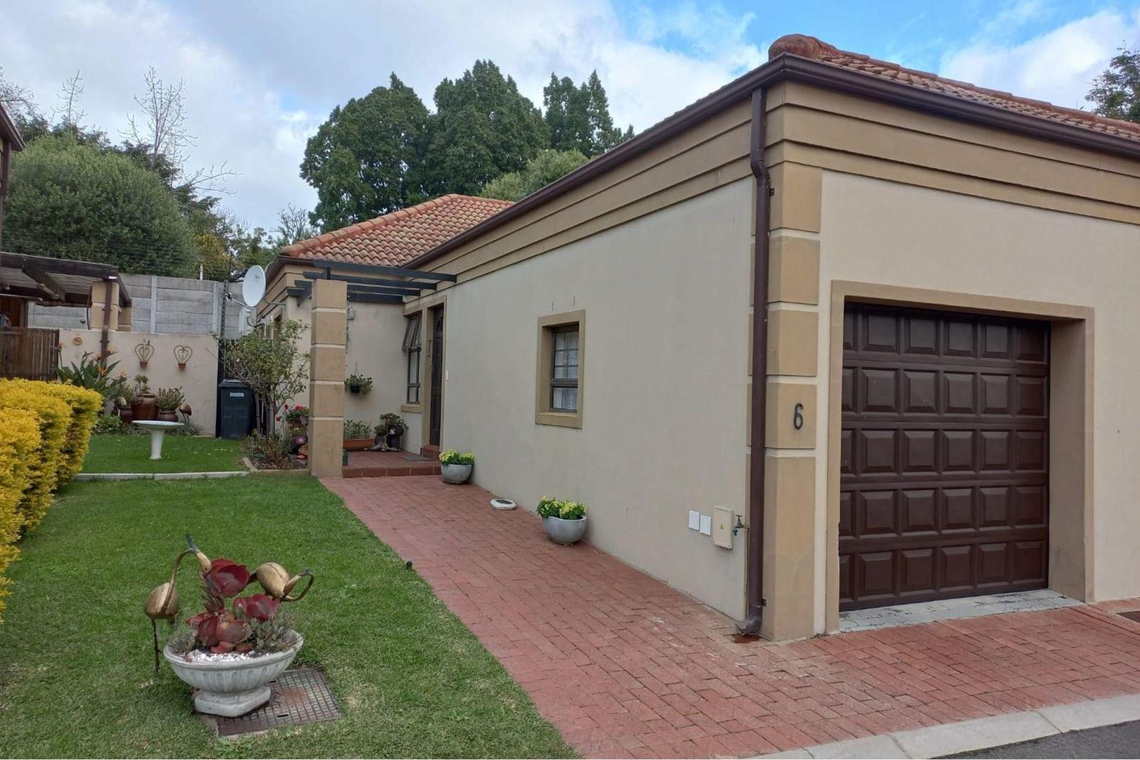 Wellington North Property Townhouses for sale in Wellington North