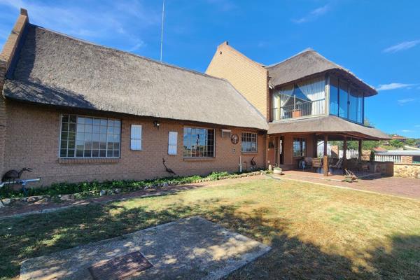 This beautiful thatch-roof house boasts 4 spacious and neat rooms, 2 bathrooms, one en-suite, a study, open plan dining room, living ...