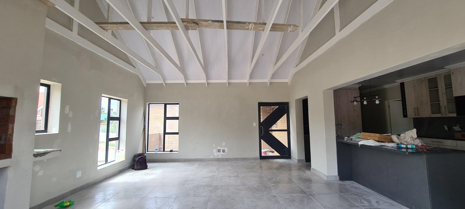 Fraaiuitsig Property Property and houses for sale in Fraaiuitsig