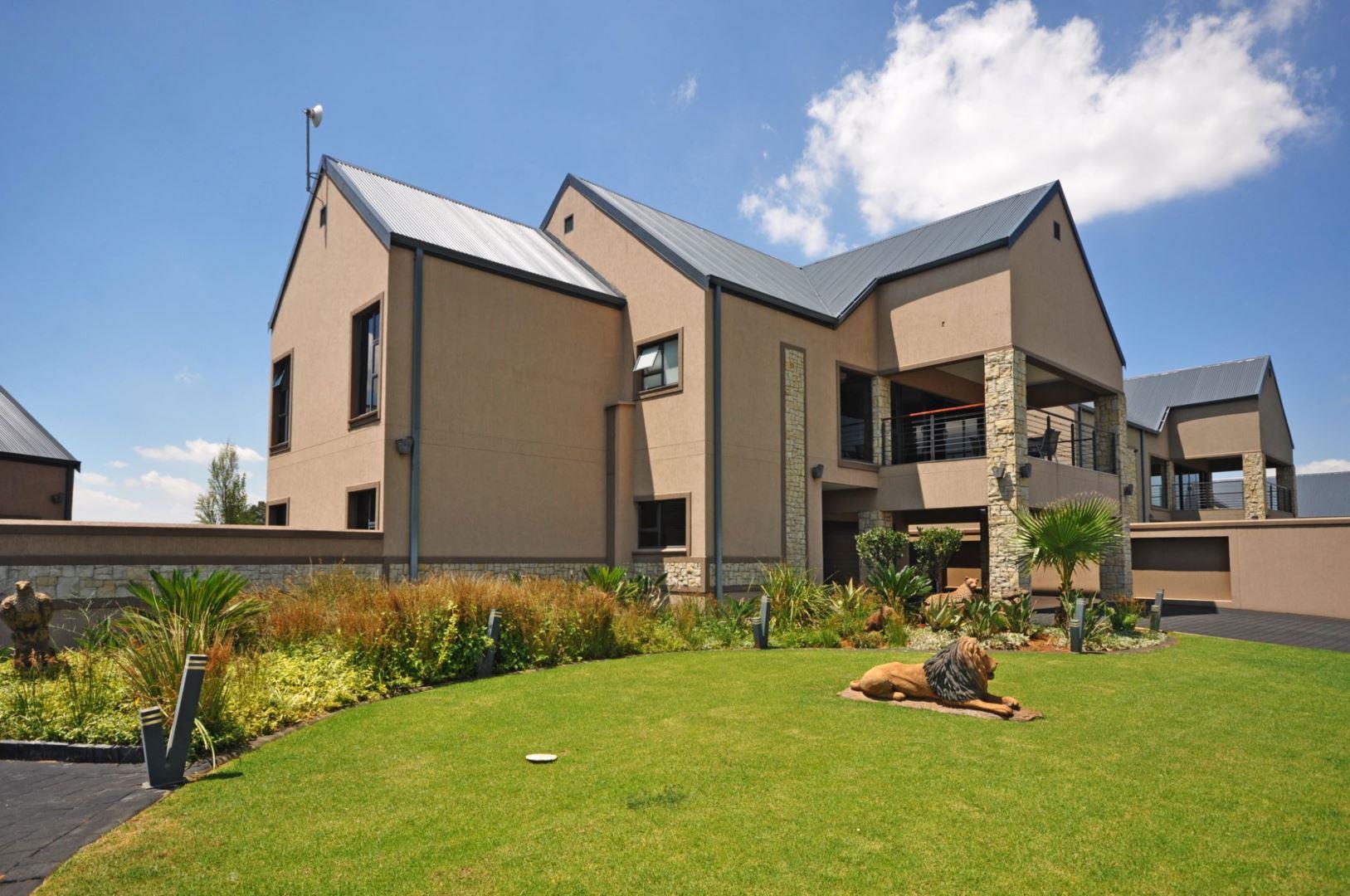 5 Bedroom House for sale in Heron Banks Golf Estate P24113976571