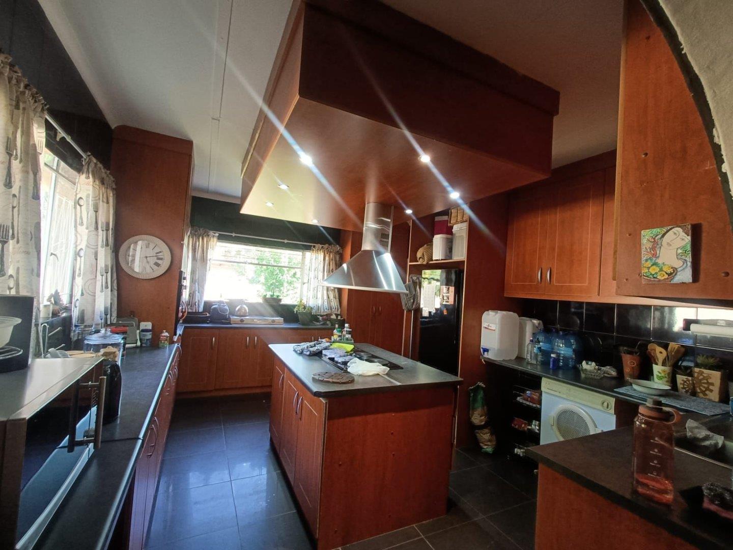 3 Bedroom House for sale in Carters Glen P24113977457