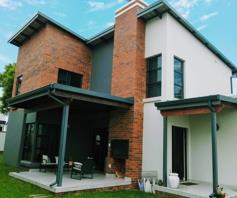 Townhouse for sale in Maroeladal