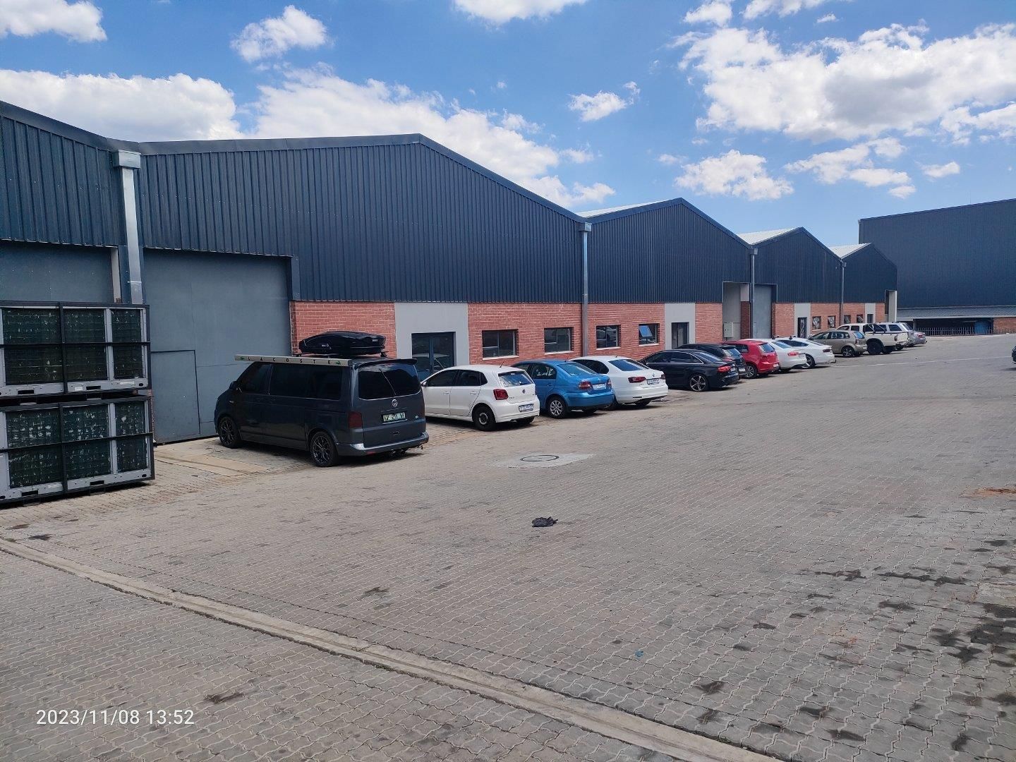 Industrial property to rent in Cosmo Business Park - A3 1 Milano ...