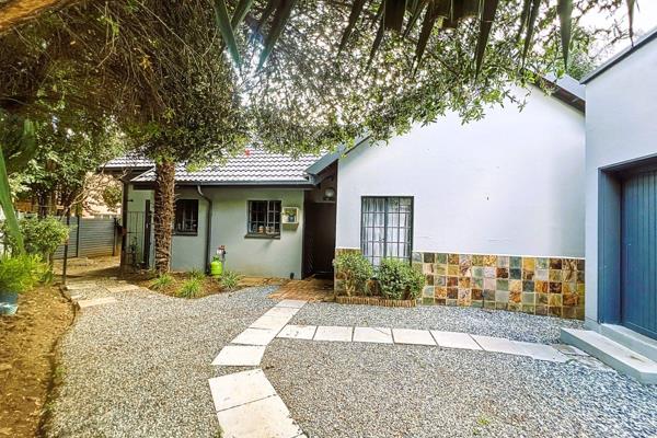 Nestled within the serene neighborhood of Garsfontein, this delightful duet presents a harmonious blend of comfort, convenience, and ...