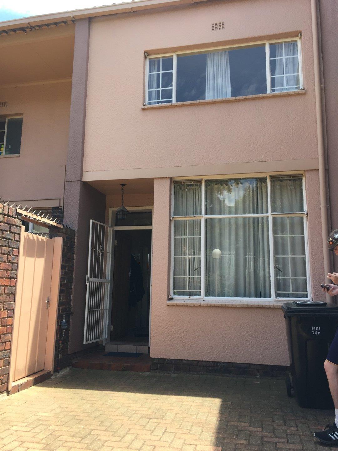 3 Bedroom House for sale in Florida Park 26 Mount Mourency 11