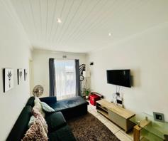 Apartment / Flat for sale in Gaylee
