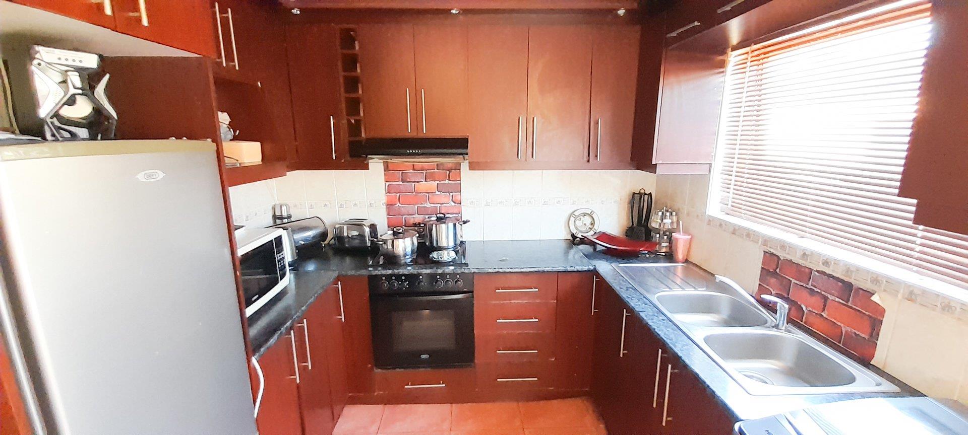 2 Bedroom House for sale in Bardale Village P24113985148