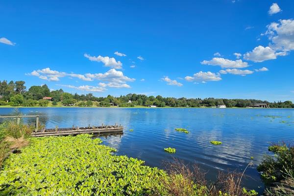 Nestled along the serene and picturesque Vaal River, this expansive 4.8-hectare vacant stand offers a unique development opportunity. ...