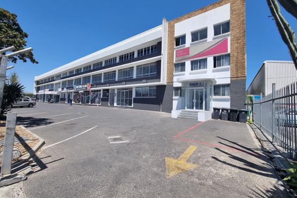 Prime Office Space in Montague Gardens

Location: Strategically situated along the bustling main road of Montague Gardens, this premier ...